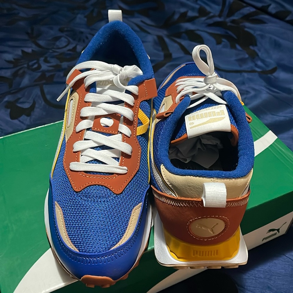 Puma blazing blue-puma white tennis shoes